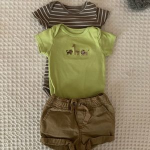 Baby boy outfit • onesies • 0-3 mo